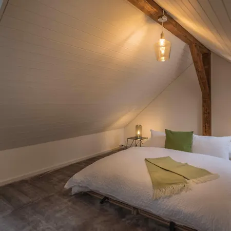 Loewenplatz Near Station By Airhome Apartmán