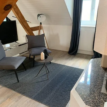 レーヴェンプラッツ ニア ステーション バイ エアホーム * チューリッヒ