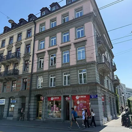Loewenplatz Near Station By Airhome Apartment Zurich