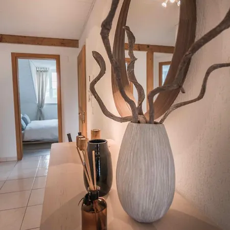Loewenplatz Near Station By Airhome Appartement *