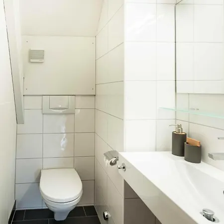 Appartement Loewenplatz Near Station By Airhome *