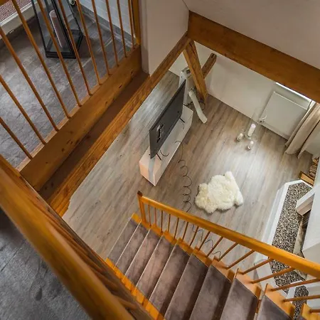 Loewenplatz Near Station By Airhome * Curych