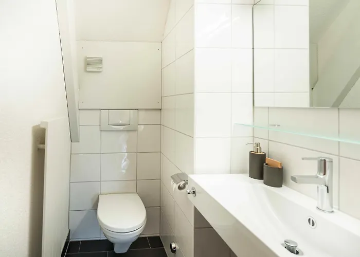 لوفينبلاتز بالقرب من ستيشين باي إيرهوم * زيورخ