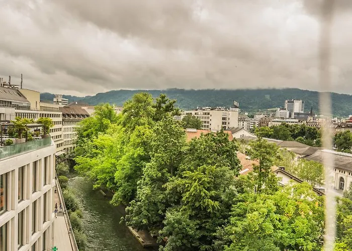 شقة لوفينبلاتز بالقرب من ستيشين باي إيرهوم *