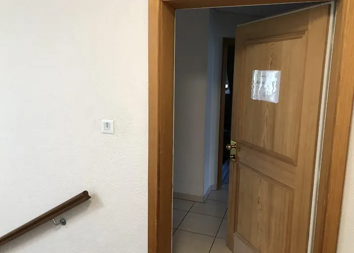 Löwenplatz Near Station By Airhome