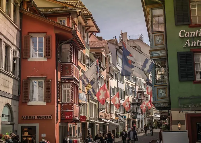 レーヴェンプラッツ ニア ステーション バイ エアホーム