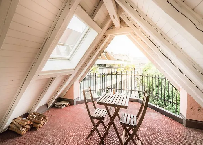 Löwenplatz Near Station By Airhome Zürich