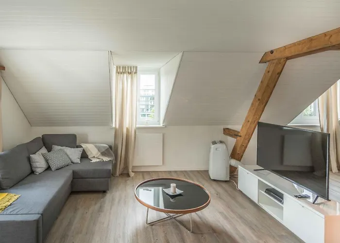 Apartment Löwenplatz Near Station By Airhome *